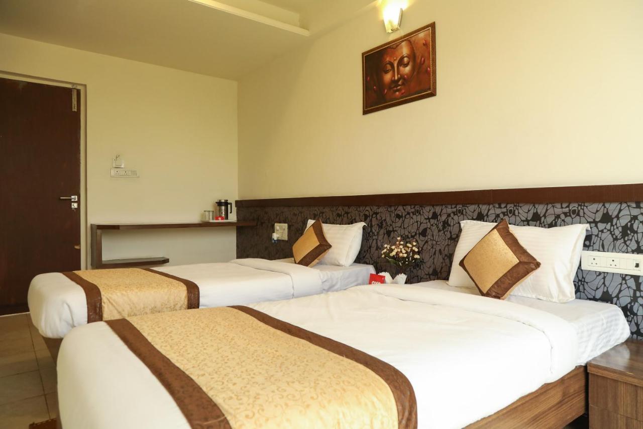 โอโย 10943 โฮเต็ล พลัส คอร์ปอเรท Hotel Khapa  ภายนอก รูปภาพ