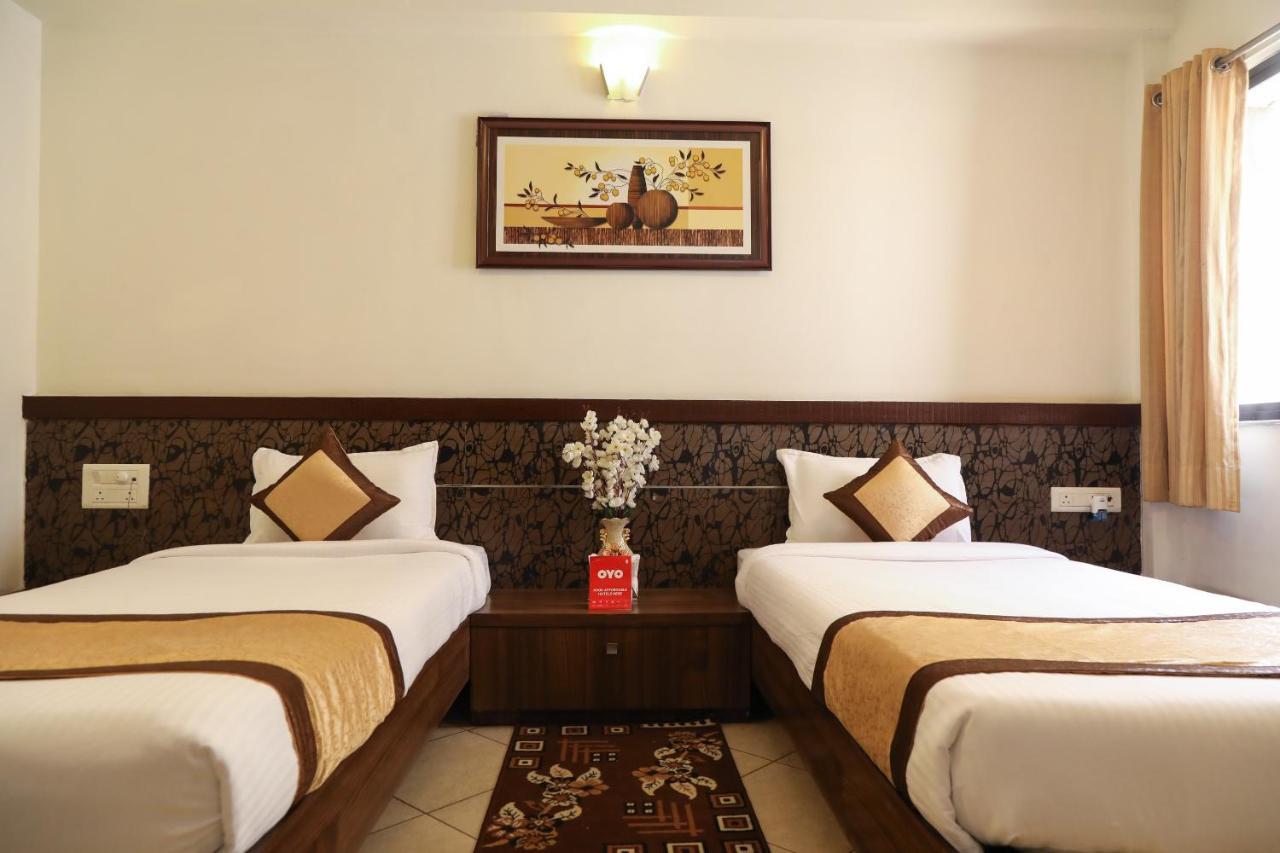 โอโย 10943 โฮเต็ล พลัส คอร์ปอเรท Hotel Khapa  ภายนอก รูปภาพ