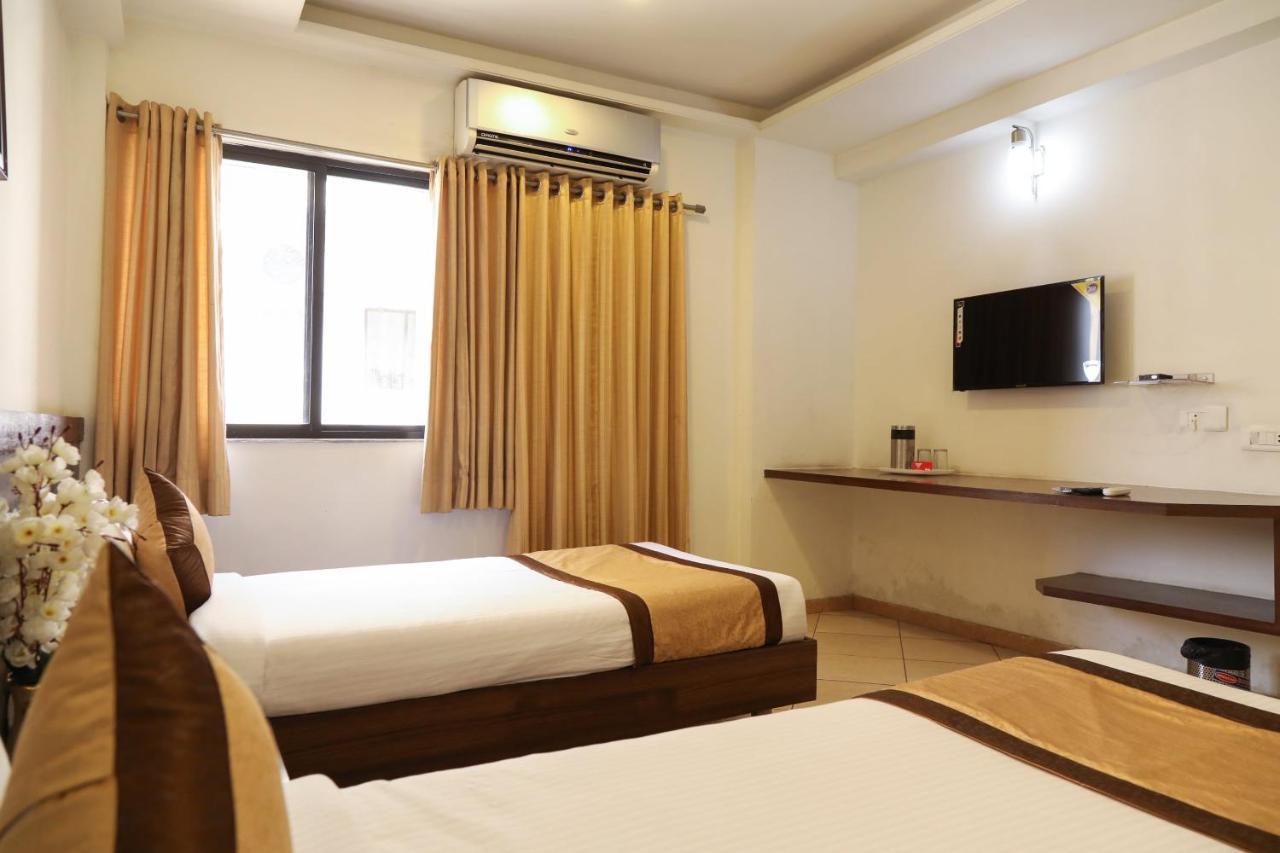 โอโย 10943 โฮเต็ล พลัส คอร์ปอเรท Hotel Khapa  ภายนอก รูปภาพ